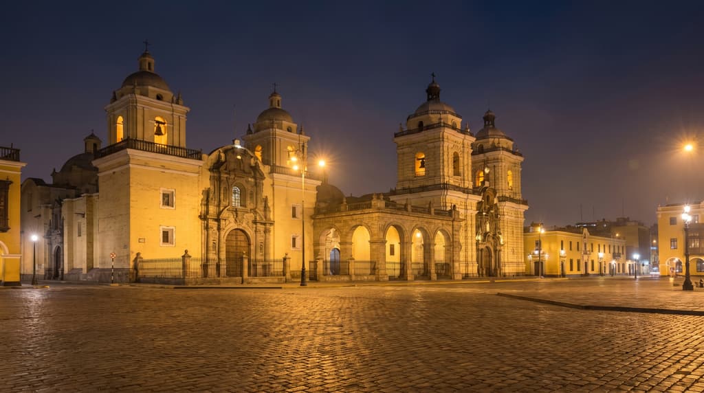 Lima Night Tour