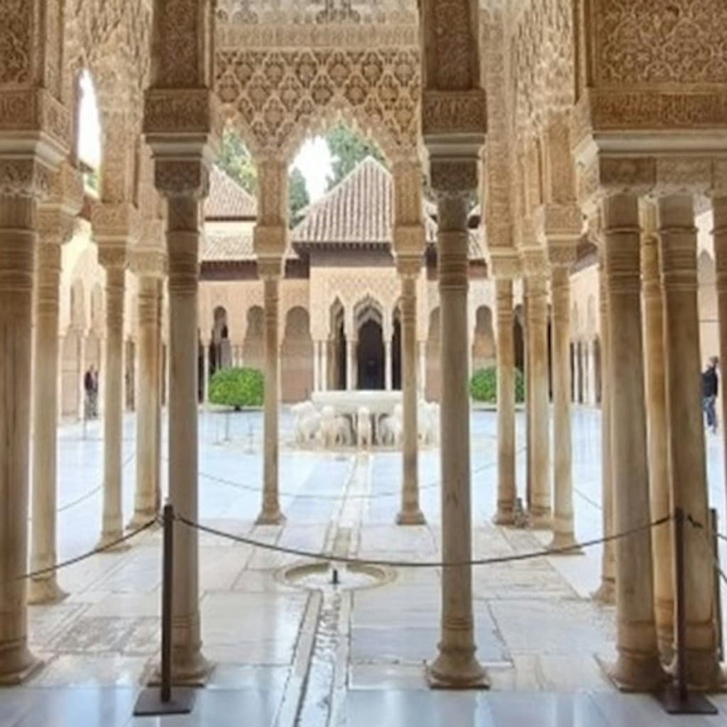 Alhambra: Private Guided Tour