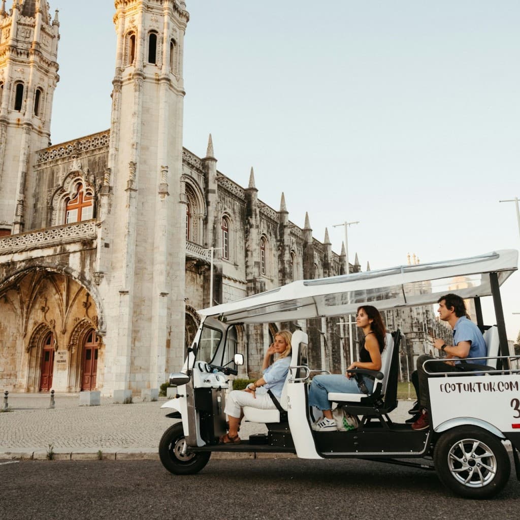 Lisbon: 4-Hour Eco Tuk Tuk Tour