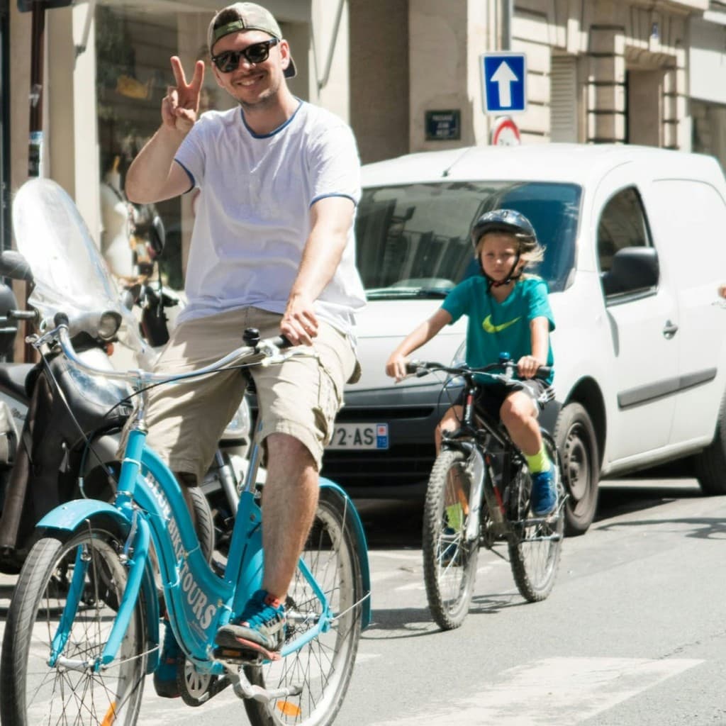 Paris: Highlights Bike Tour