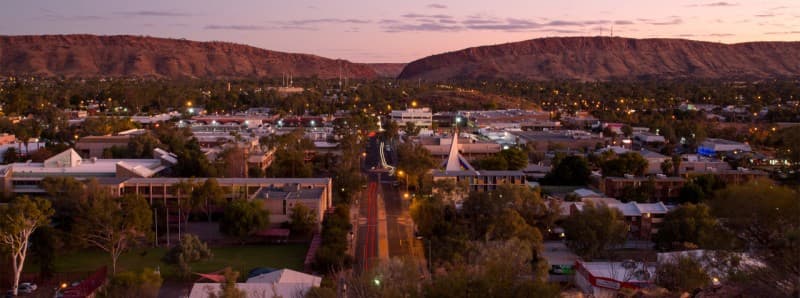 Alice Springs Reptile Centre and City Tour