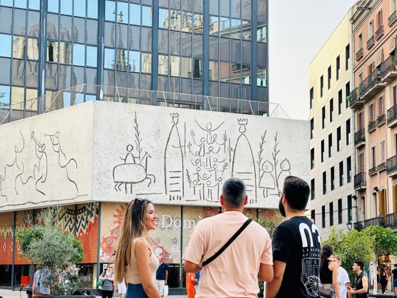 Barcelona Walking Tour with Picasso Museum Skip-the-Line Admission