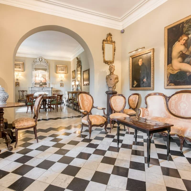 Casa Rocamora: Historic House Museum in Barcelona
