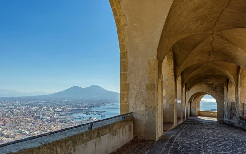 Castel Sant'Elmo: Panoramic Views of Naples