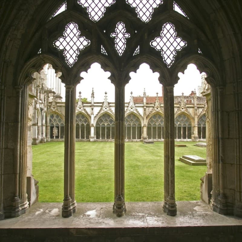 Day Trips from London: Explore England's Iconic Sights