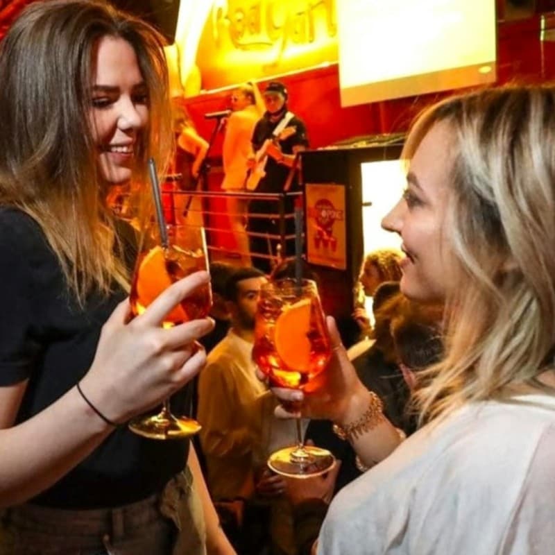 Florence Pub Crawl: Experience Vibrant Nightlife