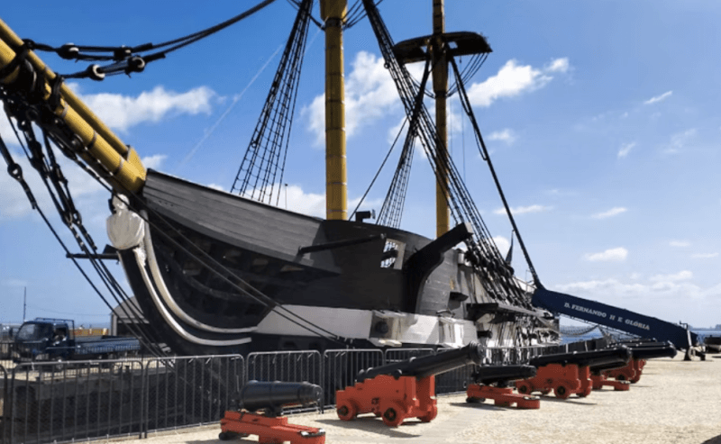 Frigate D. Fernando II e Glória Warship