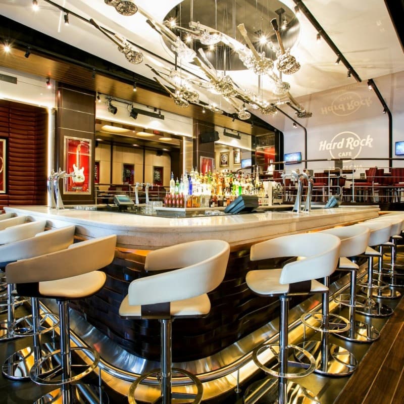 Hard Rock Cafe Barcelona: Rock & Roll Dining Experience