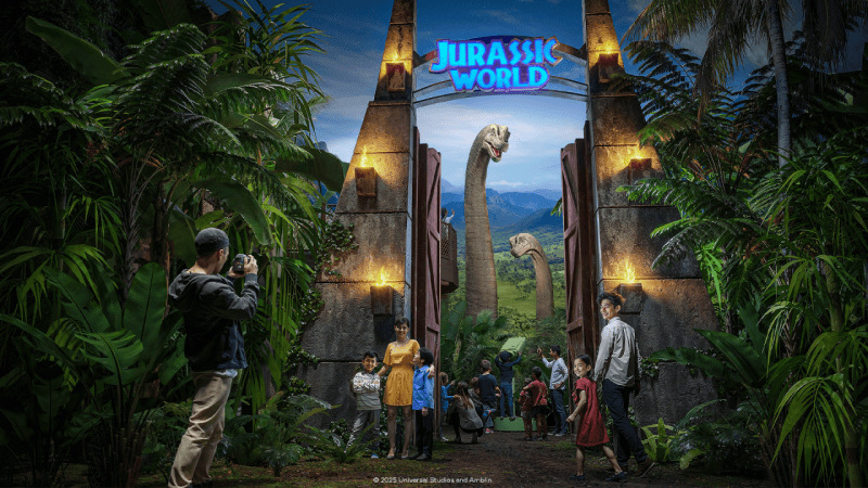 Jurassic World: The Experience Bangkok Ticket