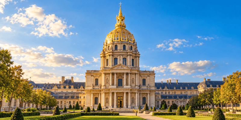 Les Invalides: Napoleon's Tomb & Army Museum