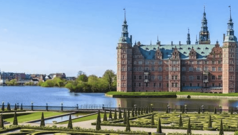 Rosenborg Castle: Danish Royal Treasures