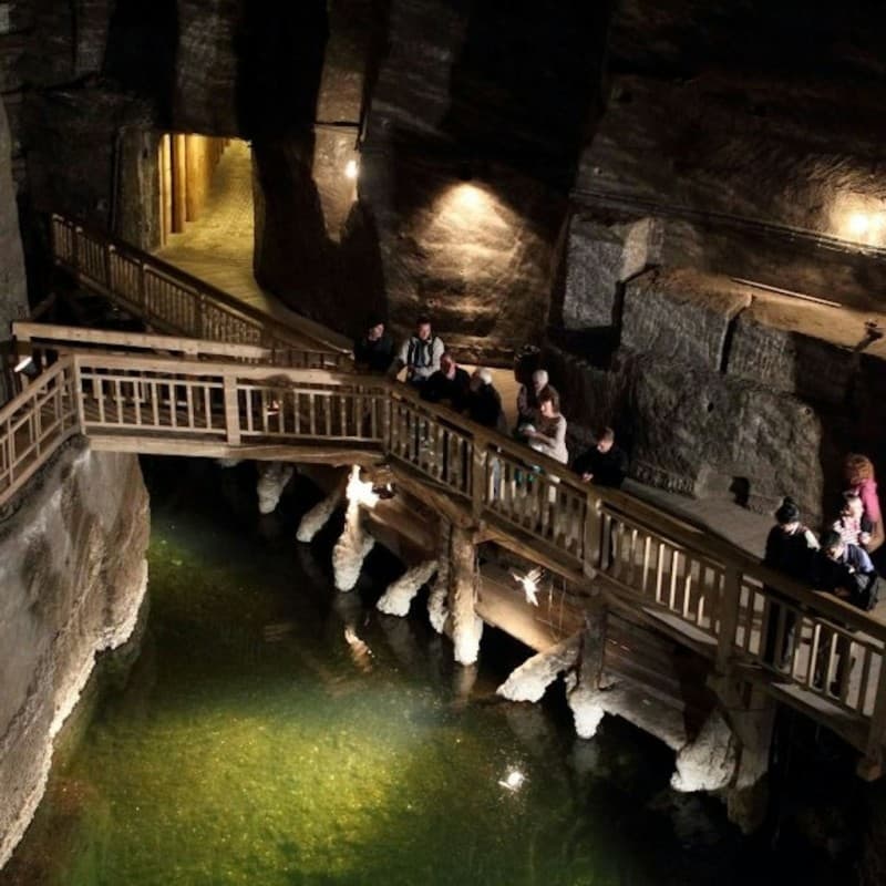 Wieliczka Salt Mine: Fast Track Ticket + Guided Tour