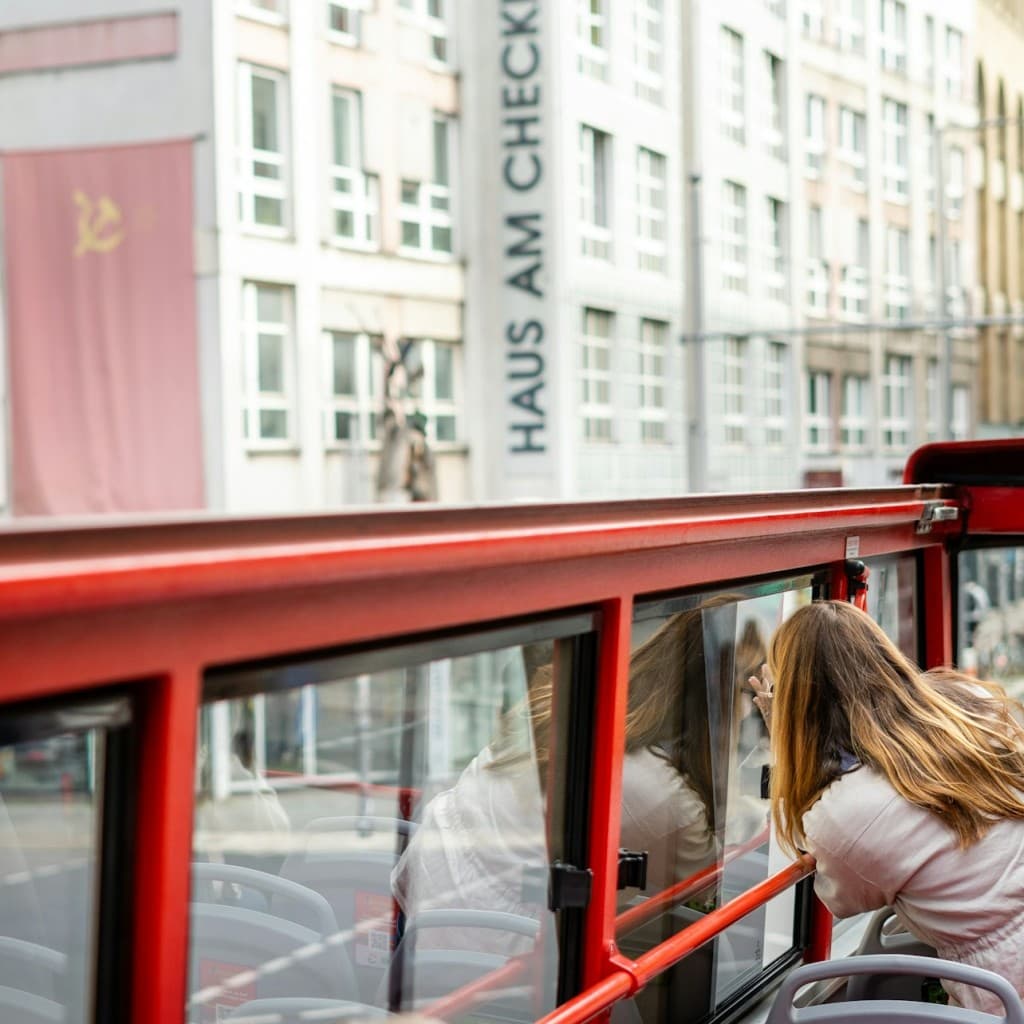24-Hour Hop-on Hop-off Bus Tour & 1-Hour Guided GoBoat Harbor Boat Tour