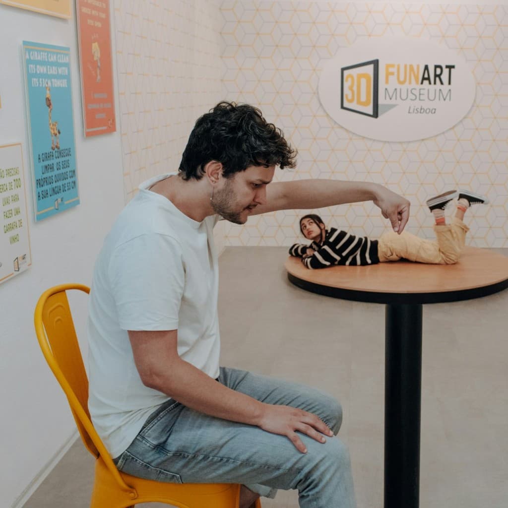 3D Fun Art Museum + Lisbon Hop-on Hop-off Bus