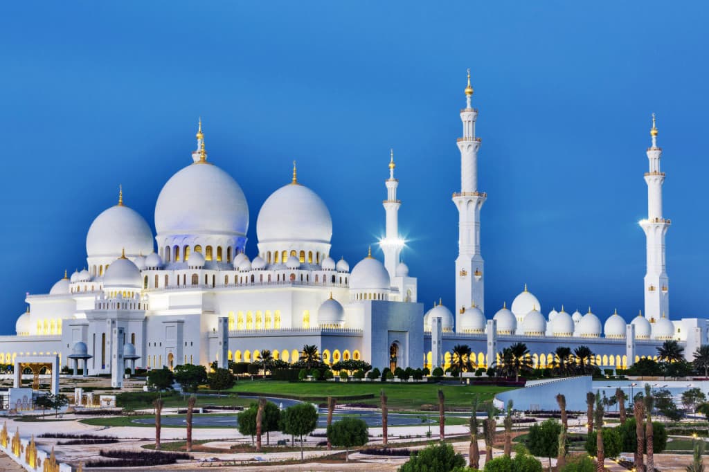 Abu Dhabi Premium City Tour from Dubai: Sheikh Zayed Mosque, Etihad Towers, Qasr Al Watan (Abu Dhabi Premium City Tour from Dubai (Mandarin))
