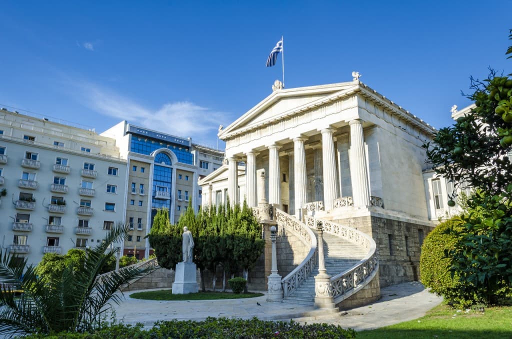 Acropolis Museum Skip-the-Line Ticket + Audio Guide (Skip-the-Line Admission + FREE Plaka Self-Guided Audio Tour)