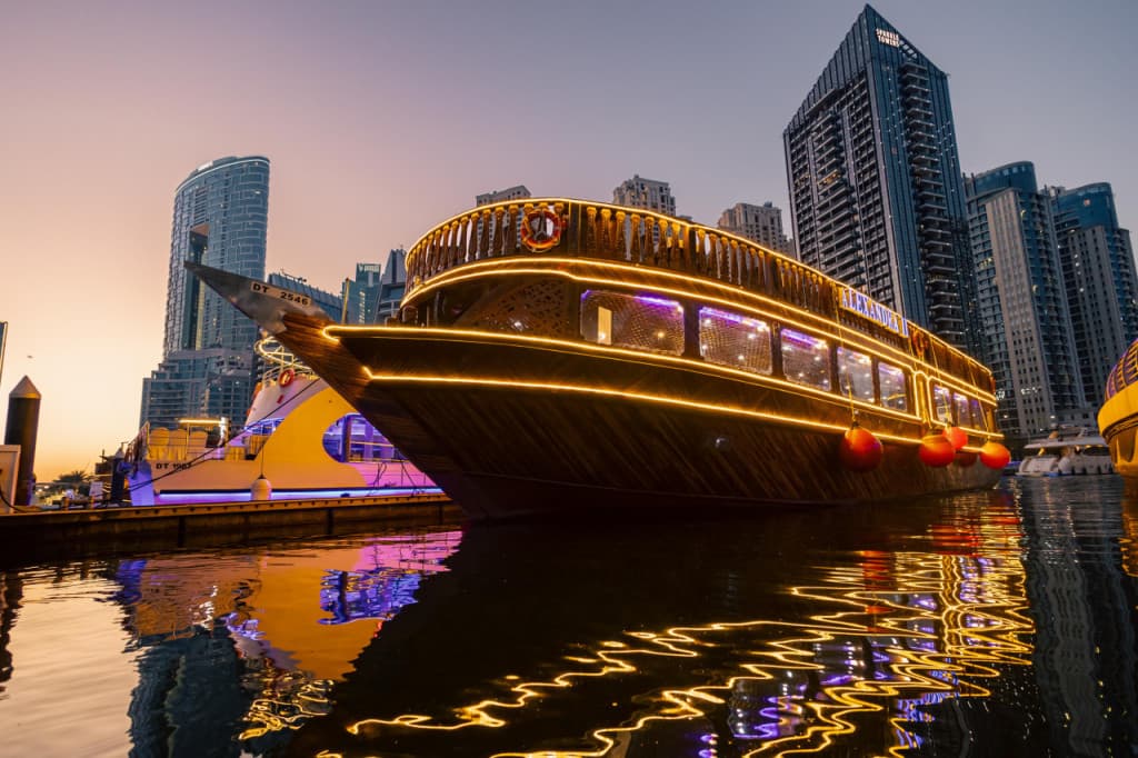 Alexandra Dhow Dinner Cruise in Dubai Marina