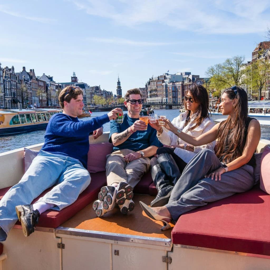Amsterdam: Canal Cruise with Optional Drinks & Snacks
