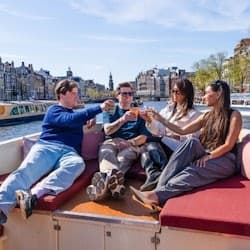 Amsterdam: Cheese & Drinks Canal Cruise
