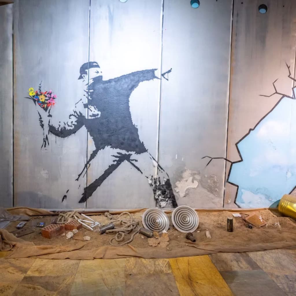 Banksy Museum Barcelona (Banksy Museum Barcelona - Youth Ticket (6-25 Years))