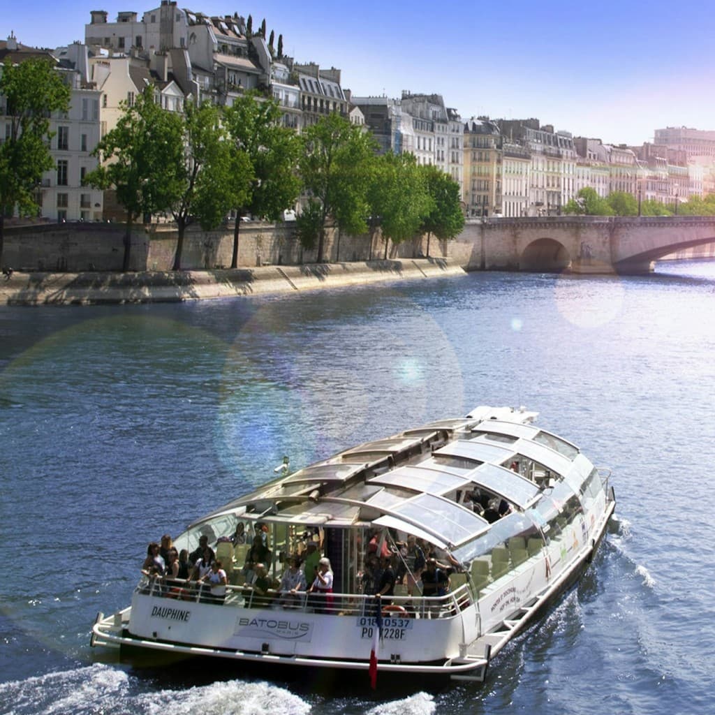 Batobus Paris: Hop-on Hop-off Riverboat - 48 Hours