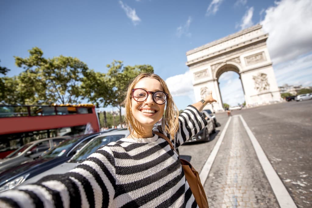 The Paris Pass Plus: Save up to 50% on Attractions (The Paris Pass Plus - 4 Days)