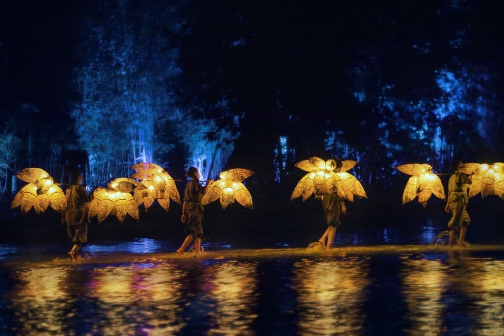 The Quintessence of Tonkin Show in Hanoi (Gold Seating (7:30 PM) + Round Trip Transfers from Imperial Citatel (pick-up 4:00 PM to 4:15 PM))