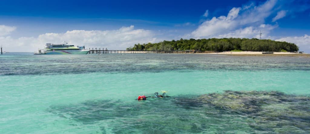 Green Island Great Barrier Reef Half Day Tour from Cairns (9:00 AM Departure – Free Snorkel Hire or Glass Bottom Boat)
