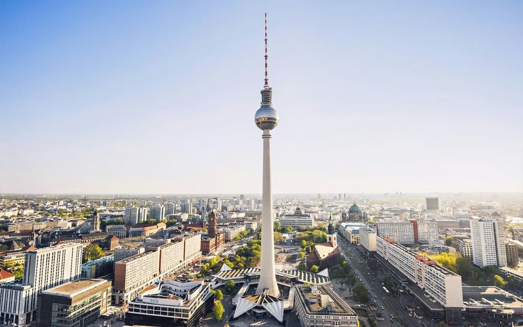 Berlin TV Tower Admission Tickets (Premium Admission: TV Tower Entrance and VR Experience Tickets)
