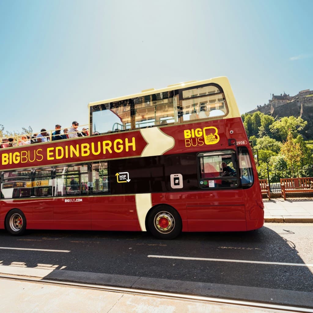 Big Bus Edinburgh: Hop-on Hop-off Bus Tour