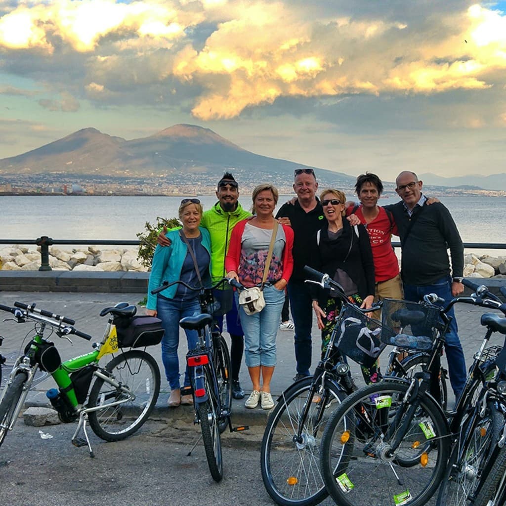 Bike Tour: Highlights of Naples - Dutch Tour - E-Bike