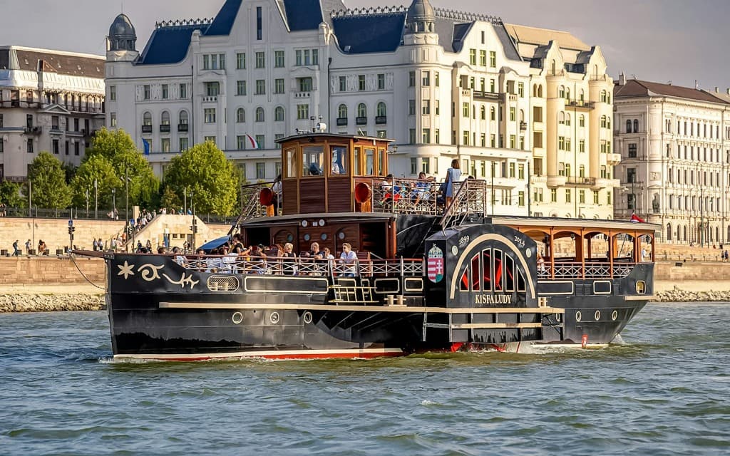 Budapest Danube River Cruise in a Historic Paddle Steamer (Sightseeing Cruise)