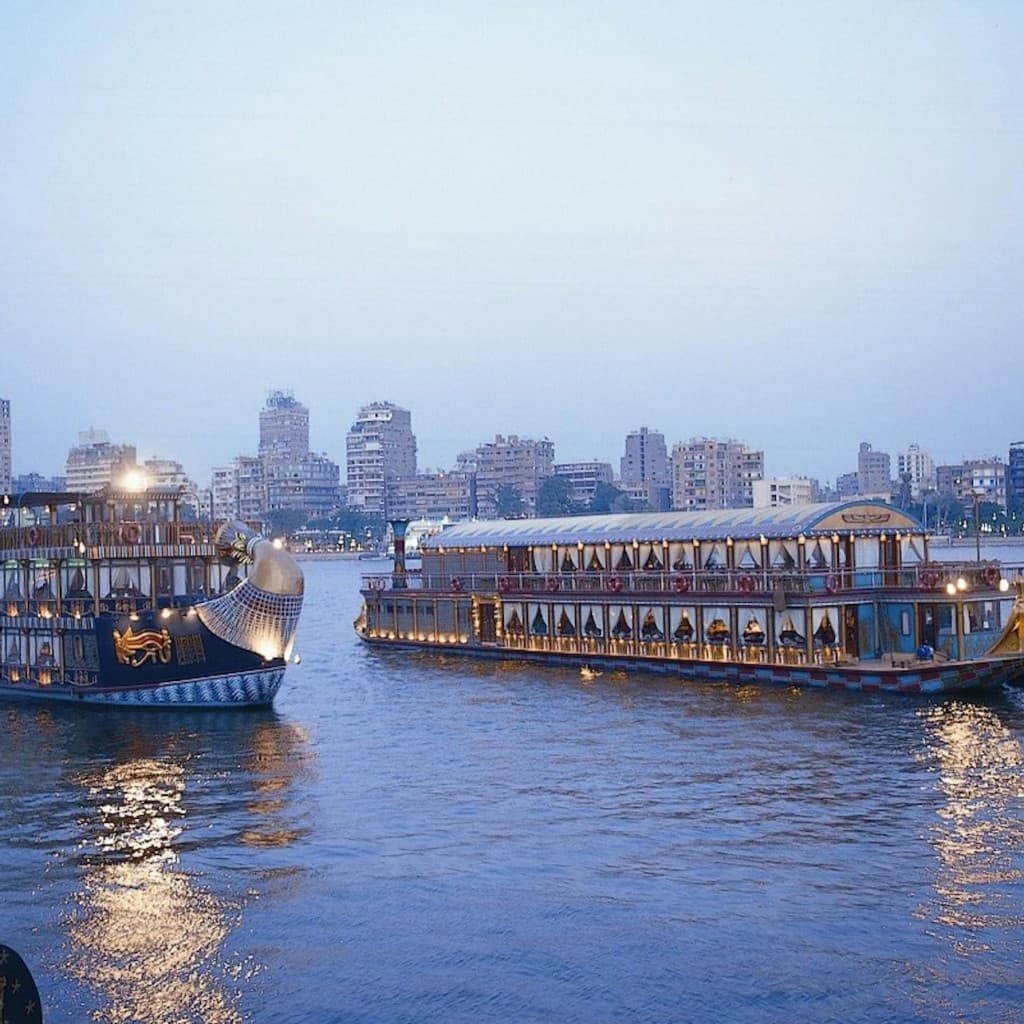 Cairo: Nile Pharaohs Cruise + Dinner + Transfer