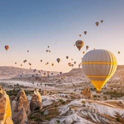 Cappadocia: Sunrise Hot Air Balloon Flight