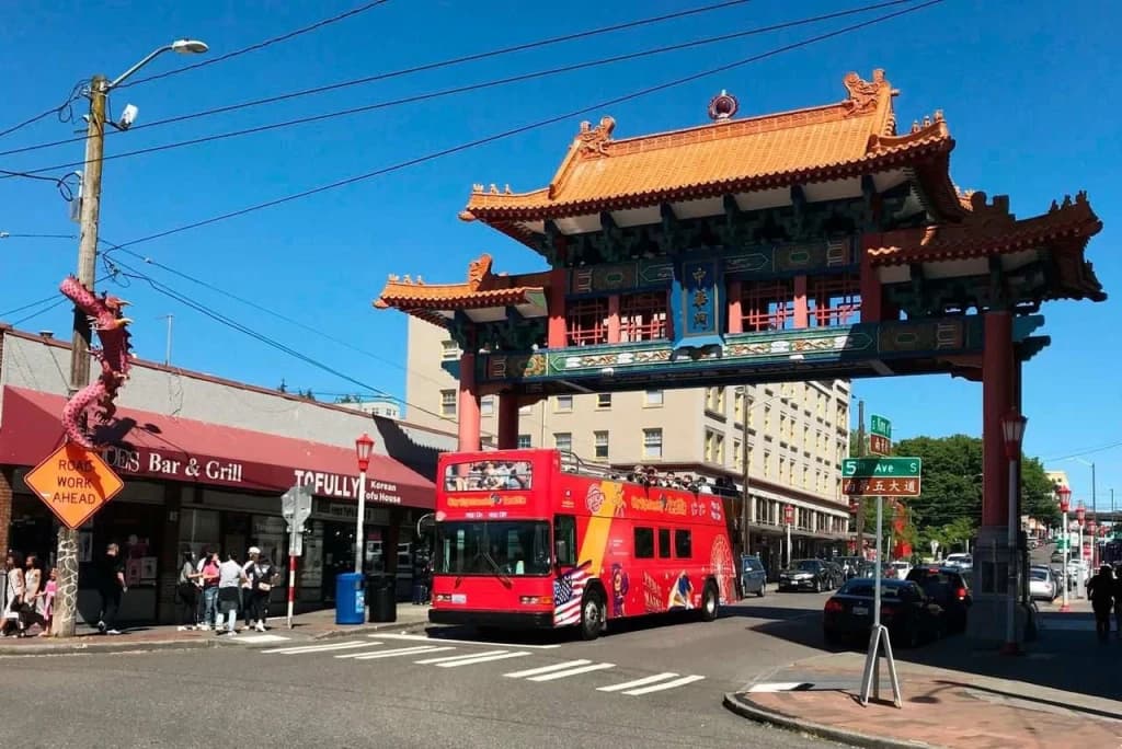 City Sightseeing Seattle Hop-on Hop-off Bus Tour (24 Hours)