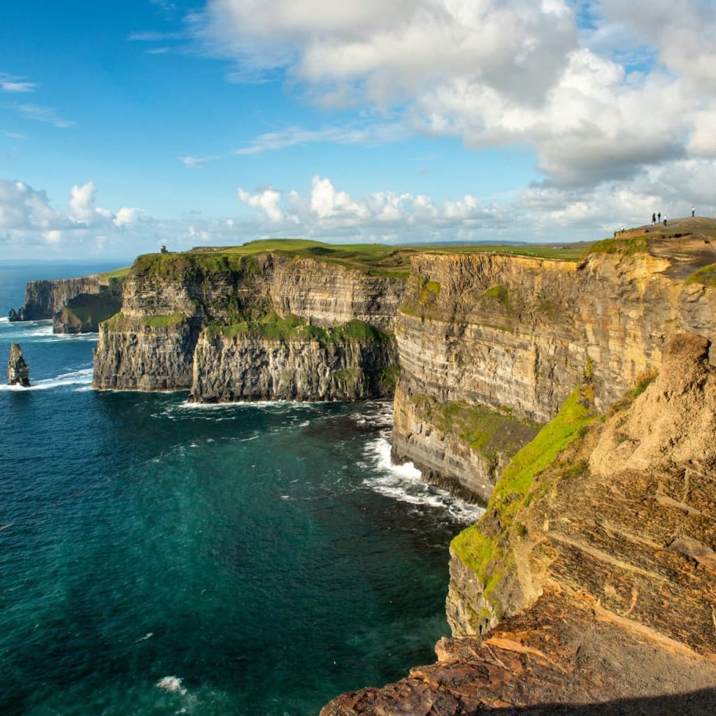 Cliffs of Moher: One-Day Rail Tour from Dublin