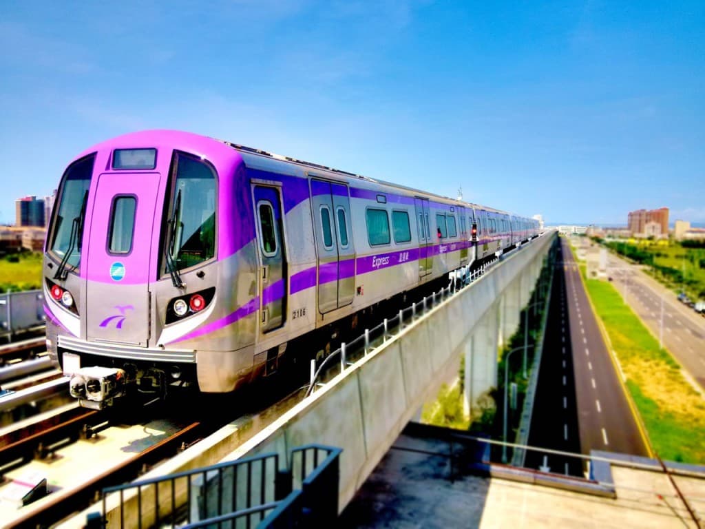 Taiwan EasyCard - Collect from Airport MRT Station (COMBO: Taoyuan Airport MRT Ticket - Airport to Taipei Main Station (One-Way) + Taiwan EasyCard (Card Only))