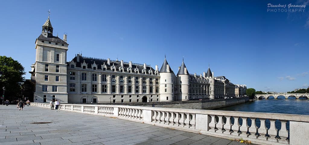 Conciergerie: Priority Entrance (Conciergerie: Priority Entrance Ticket)