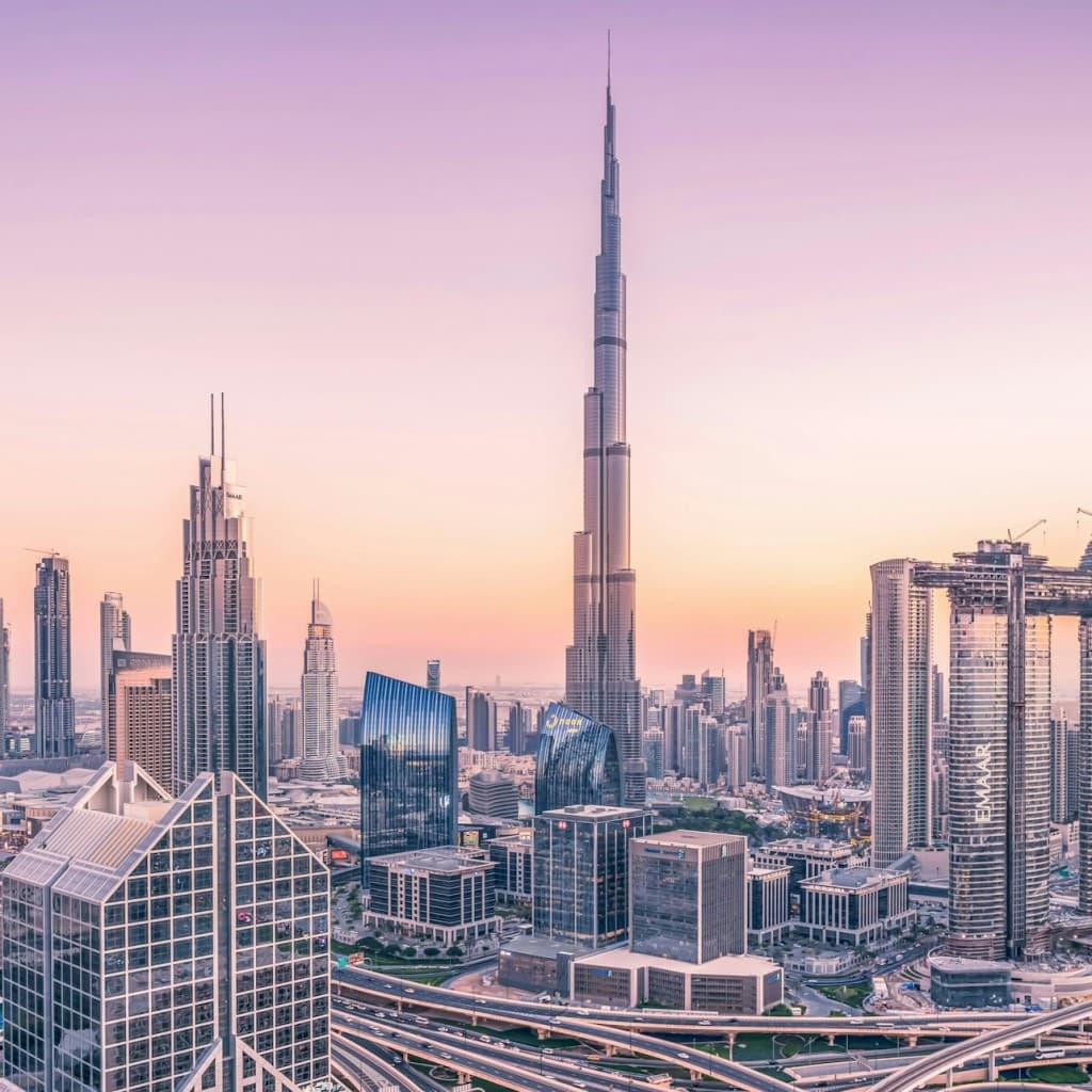 Dubai: Private City Tour + Burj Khalifa At The Top Entry