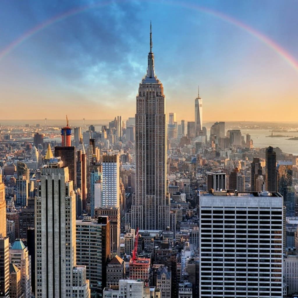 Empire State Building & Ellis Island: Entry, Cruise + 24-Hr Hop-on Hop-off Bus