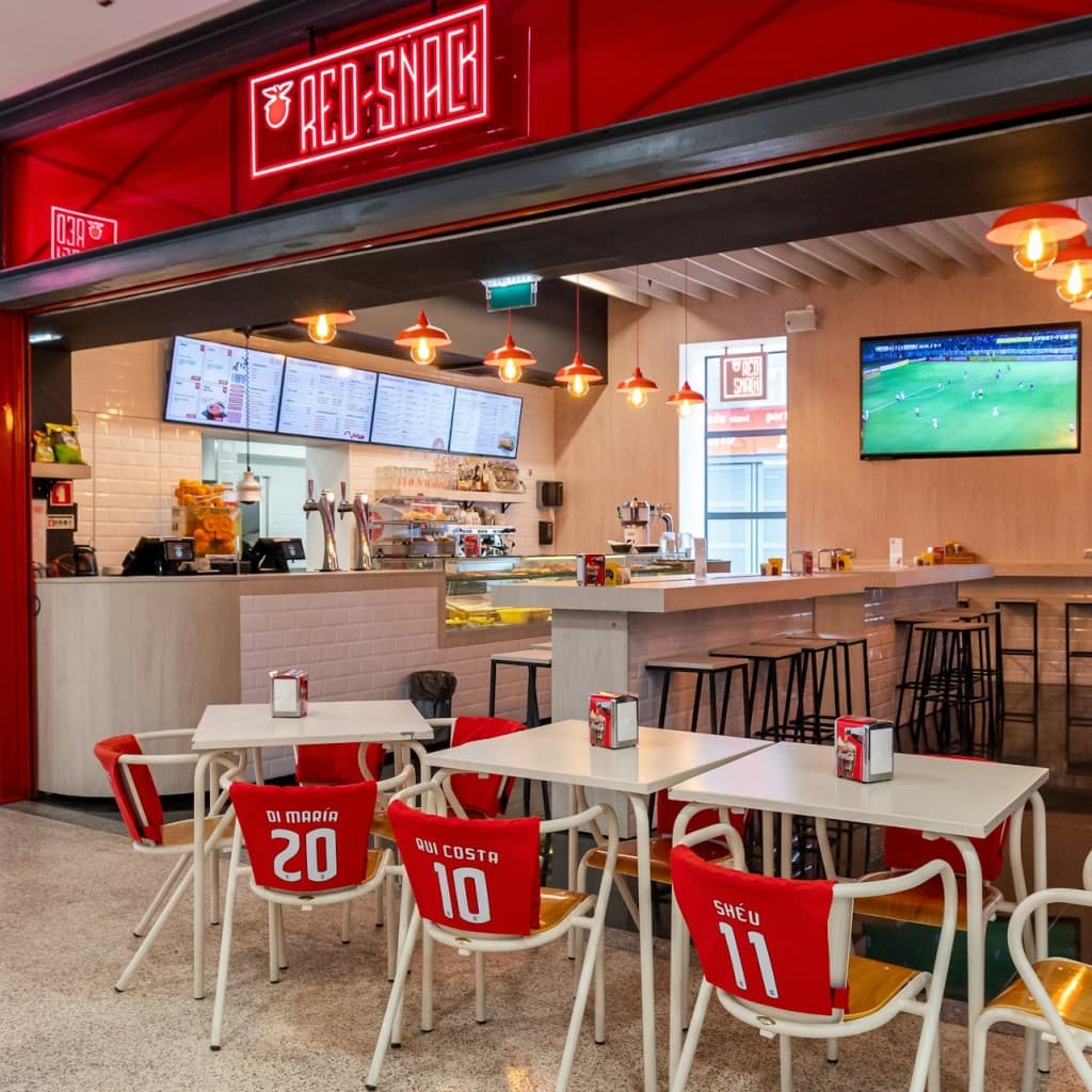 Estádio da Luz & Benfica Museum: Entry Ticket + Snack + Scarf Offer