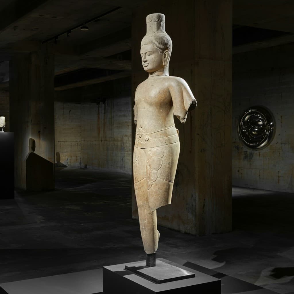 Feuerle Collection: Meditation Hour