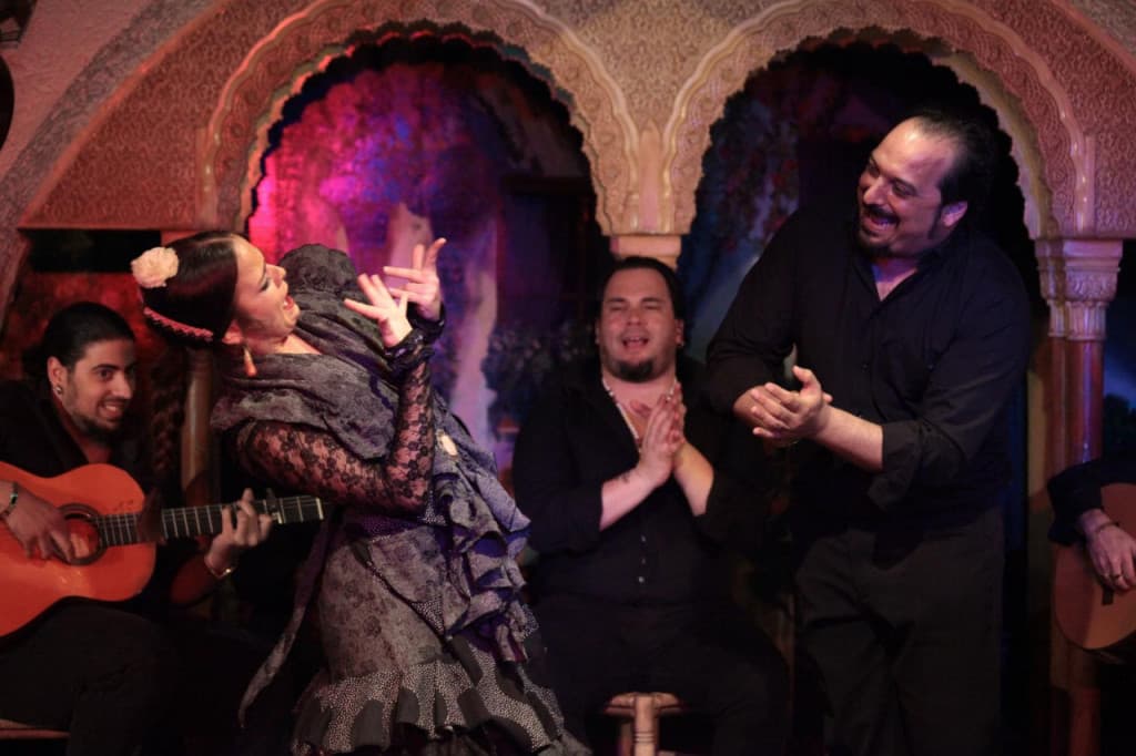 Flamenco Show at Tablao Cordobes (Flamenco Show at Tablao Cordobes - Admission with Gourmet Dinner (9:15 PM))