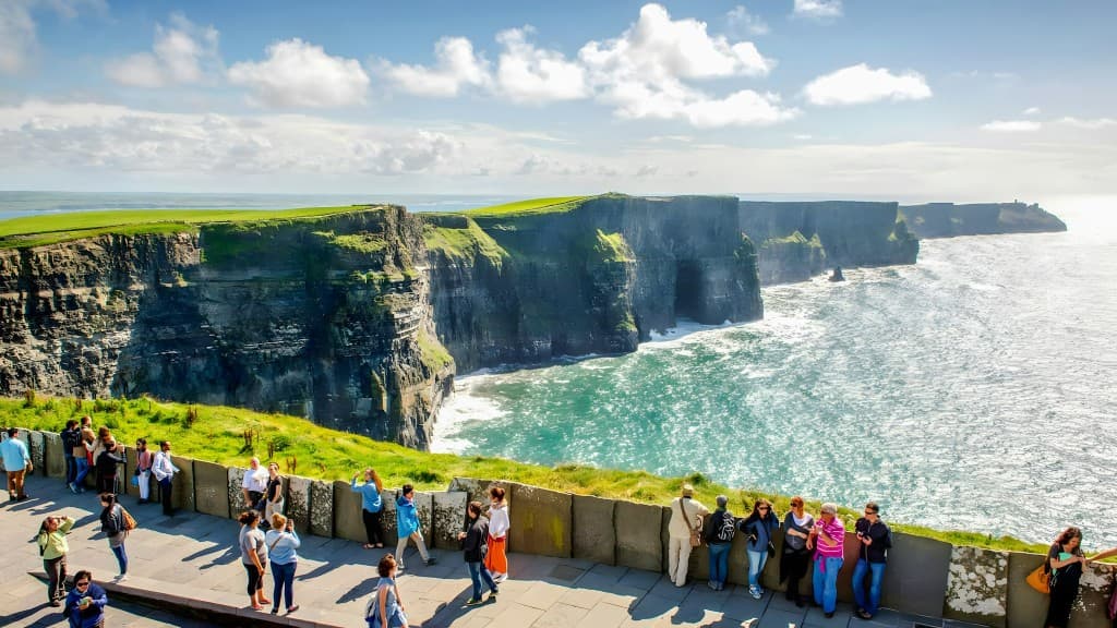 From Galway: Cliffs of Moher Half-Day Tour (The Half-Day Express: A Cliffs of Moher Half-Day Tour from Galway)