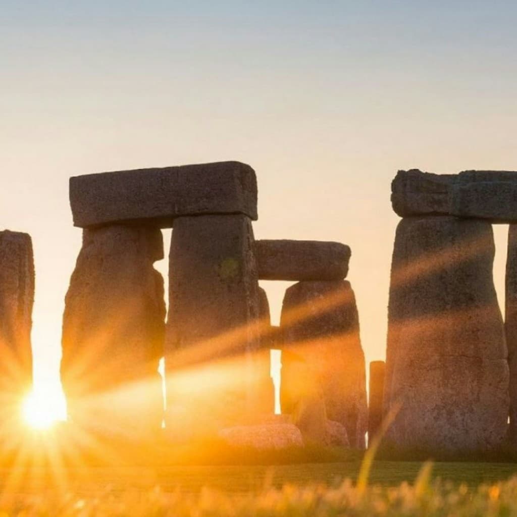 From London: Choice of Stonehenge, Windsor Castle & Roman Baths