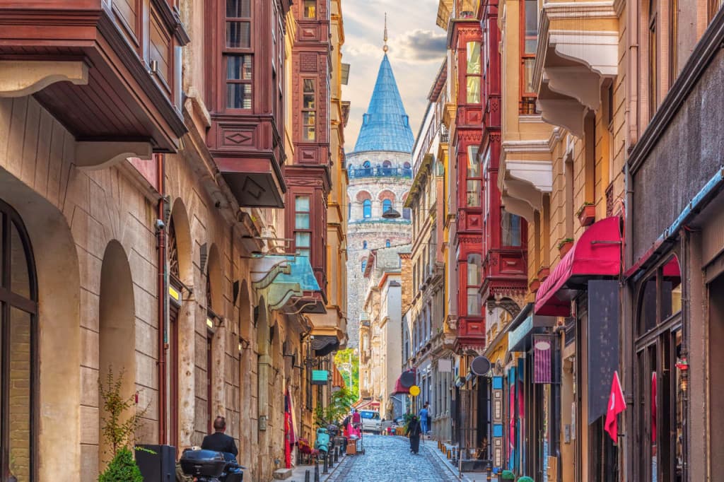 Galata Tower Ticket with Audioguide (Galata Walking Tour with Galata Tower Admission)