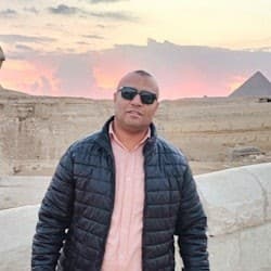 Giza Pyramids, Sphinx, Egyptian Museum & Khan el-Khalili Market: Guided Tour