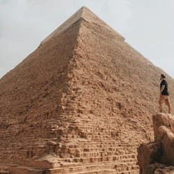 Giza Pyramids & Sphinx: Entry Ticket + Roundtrip Transport