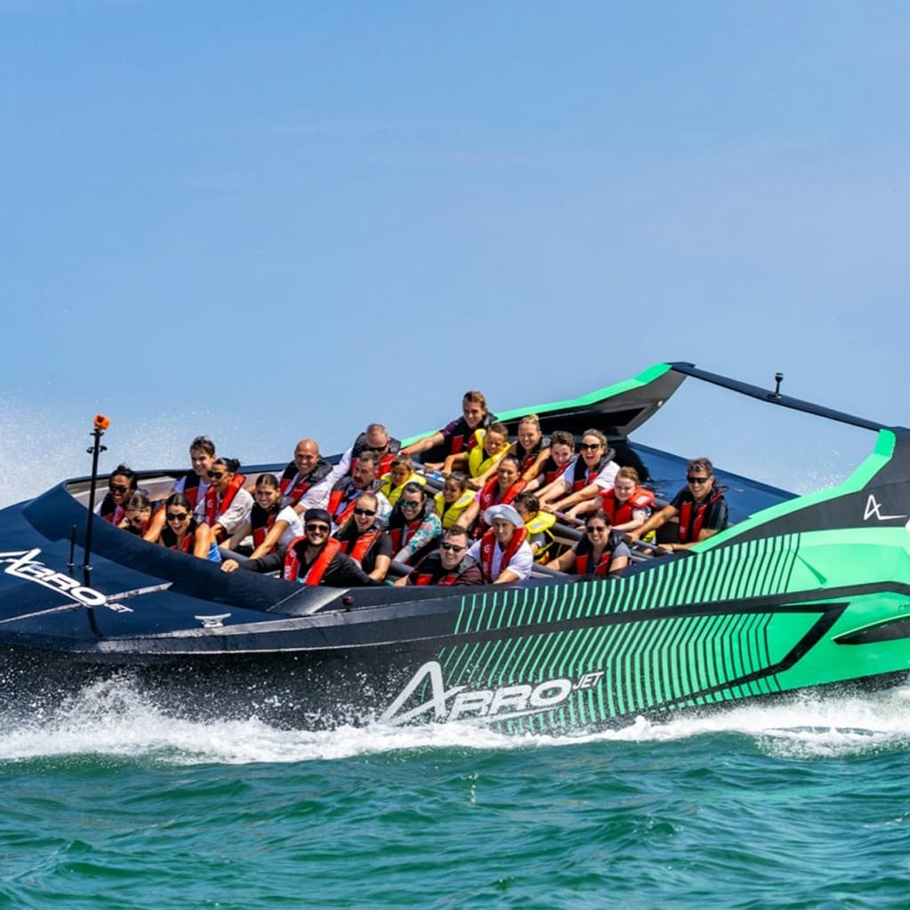 Gold Coast: 45-Min Jet Boat Ride + Roundtrip Transfer from Surfers Paradise