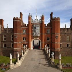 Hampton Court Palace, Gardens & Maze: Entry Ticket